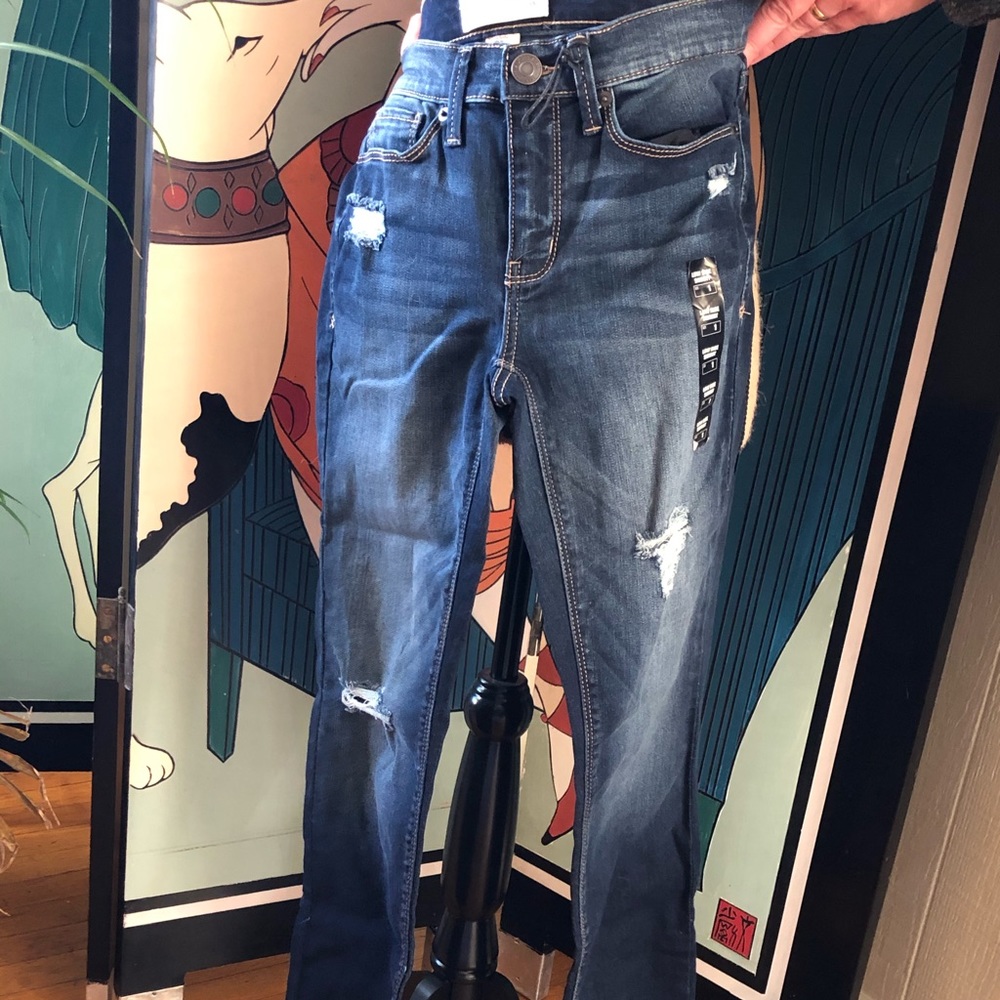 mudd ripped jeans